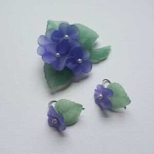 AVON Sweet Violet Brooch & Earrings Set Vintage 1983